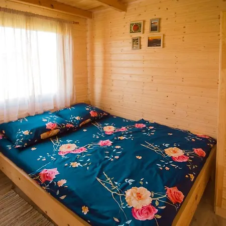 Apartamento Polna Przystan Uherce Mineralne Exterior foto